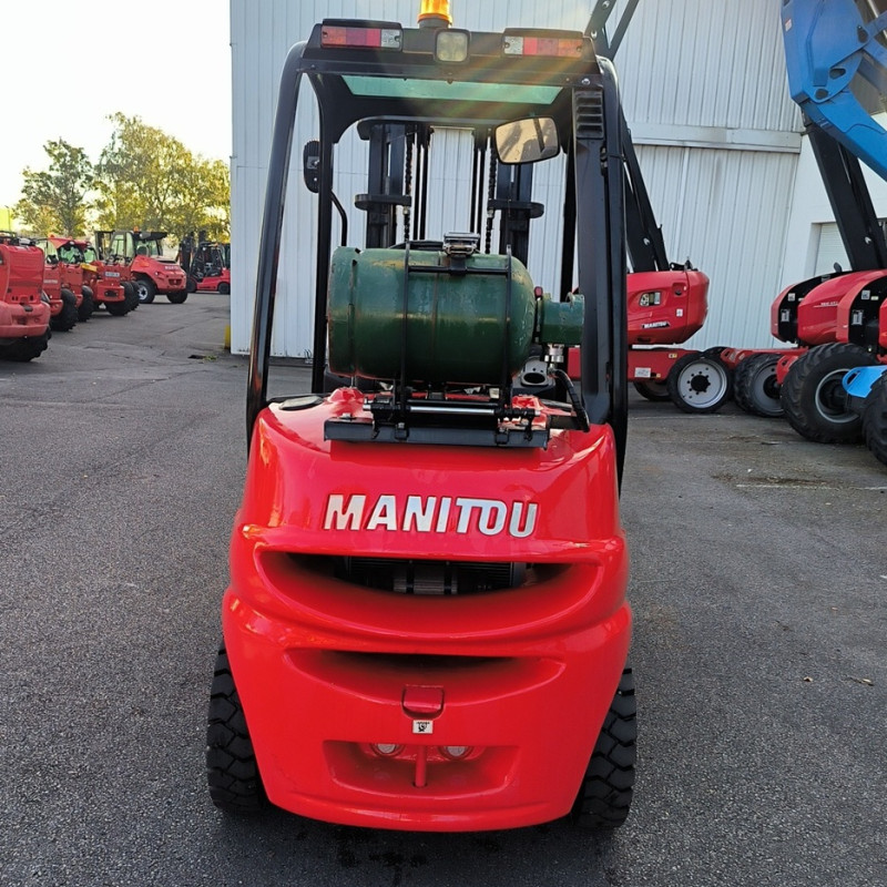 Maststapler Manitou MI 25 G ST5