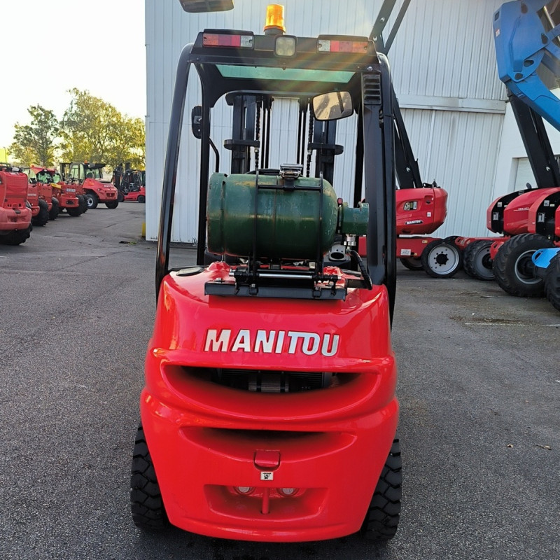 Maststapler Manitou MI 25 G ST5
