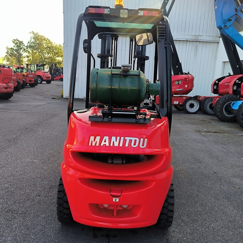Maststapler Manitou MI 25 G ST5