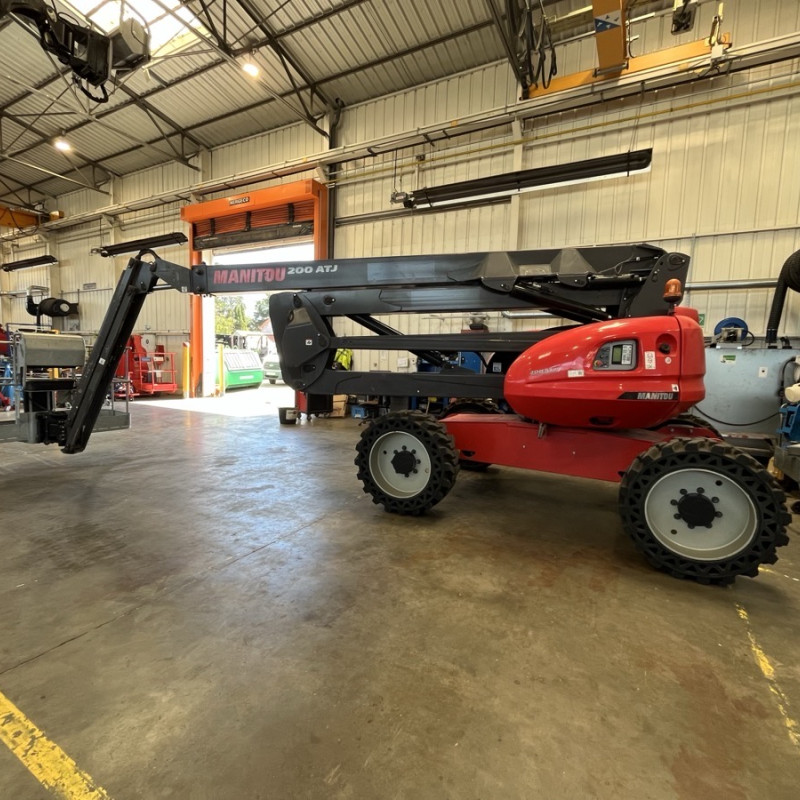 Hubarbeitsbühne Manitou 200ATJ