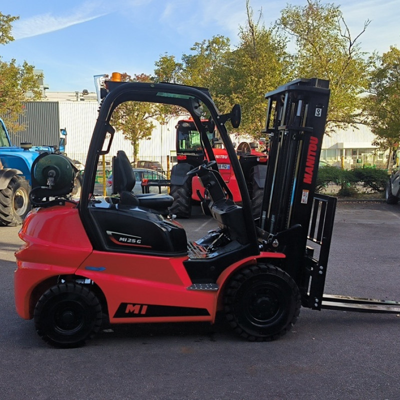 Wózek widłowy Manitou MI 25 G ST5