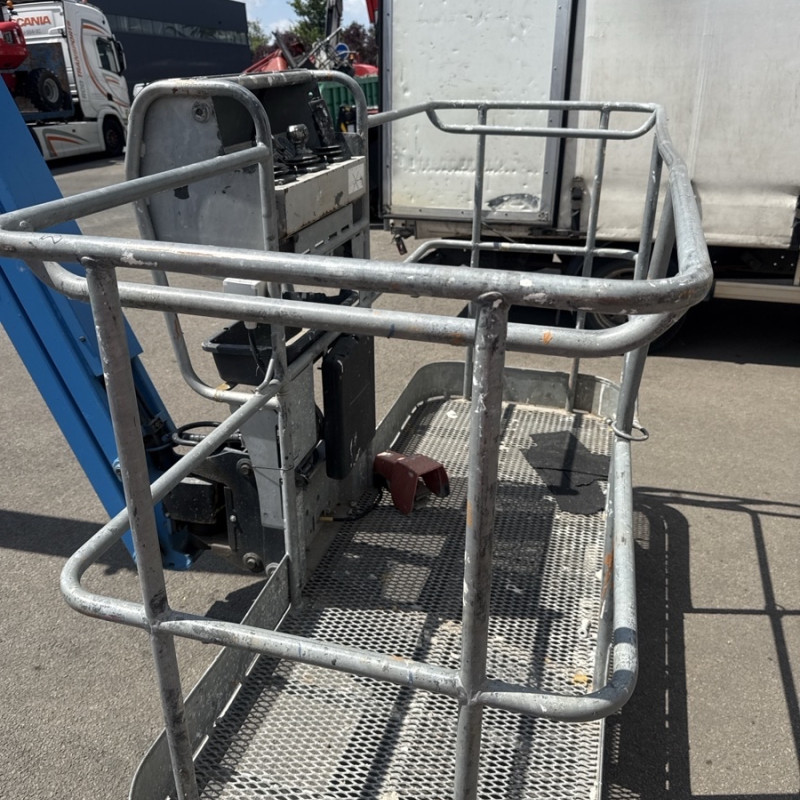 Hubarbeitsbühne Manitou 200ATJ