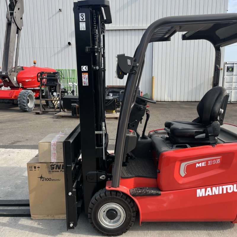 Maststapler Manitou ME 316 48V S3