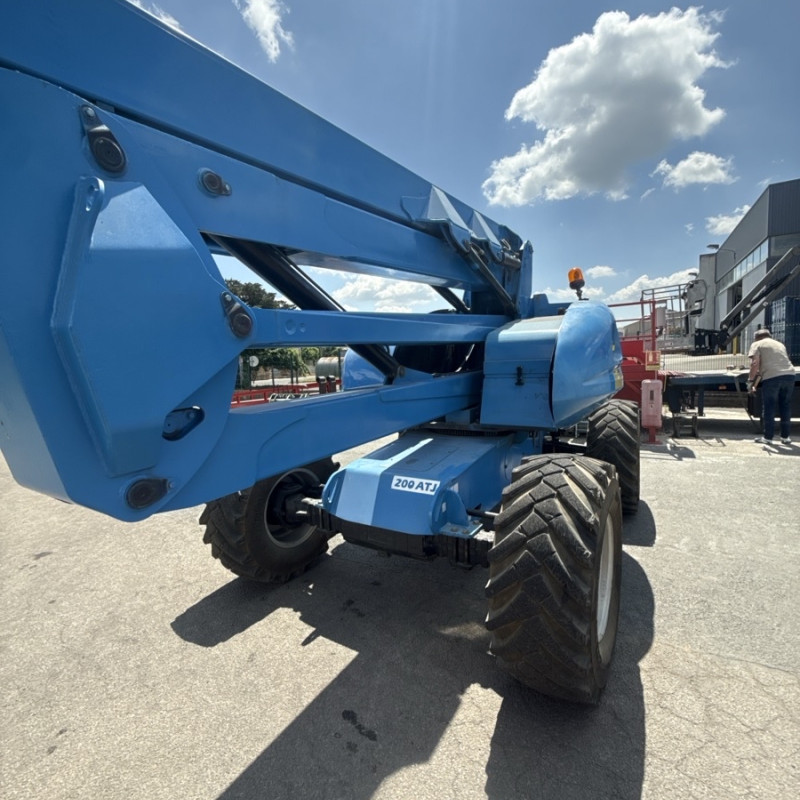 Hubarbeitsbühne Manitou 200ATJ