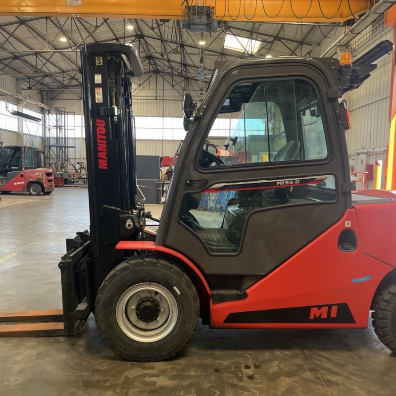 Maststapler Manitou MI55 D