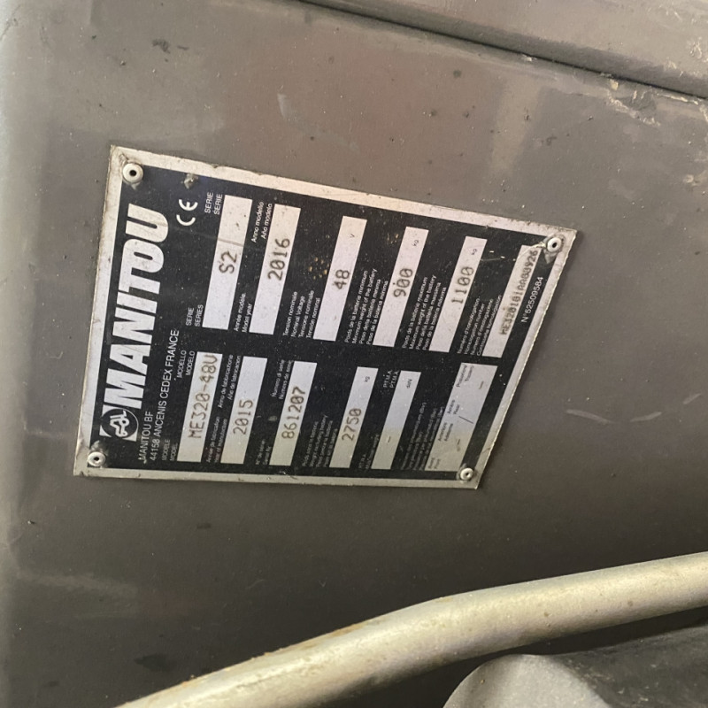 Chariot à mât Manitou ME320