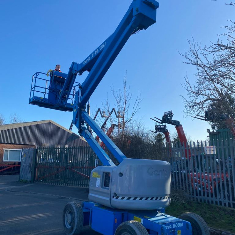 Hubarbeitsbühne Genie Z45-25 BI EN