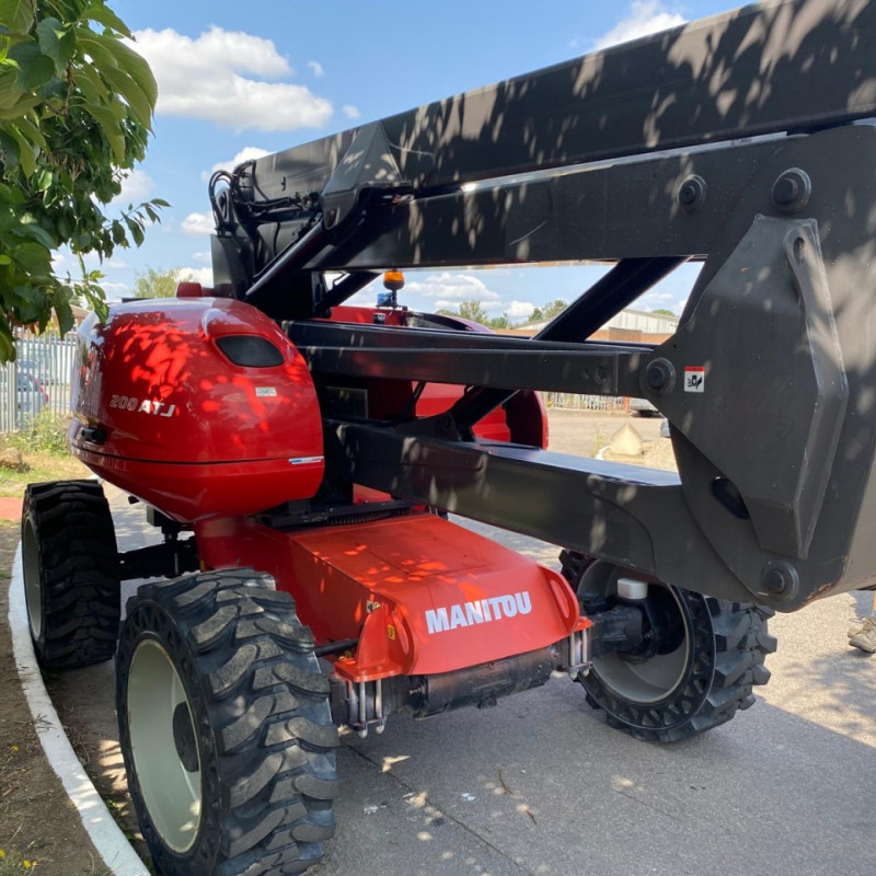 Hubarbeitsbühne Manitou 200ATJ