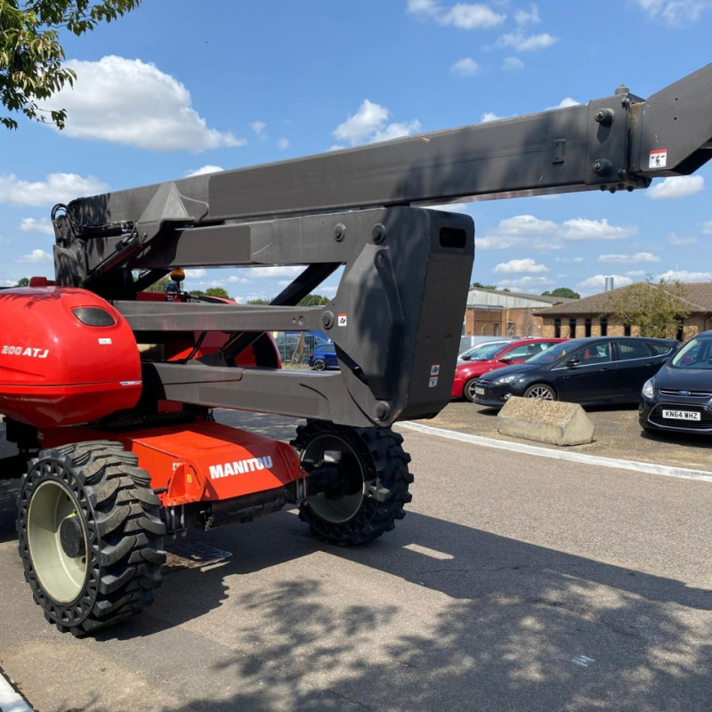 Hubarbeitsbühne Manitou 200ATJ