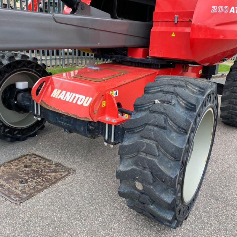 Hubarbeitsbühne Manitou 200 ATJ