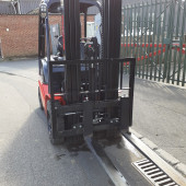 Maststapler Manitou MI25D