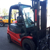 Maststapler Manitou MI25D