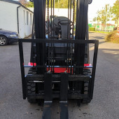 Maststapler Manitou MI 25 G ST5